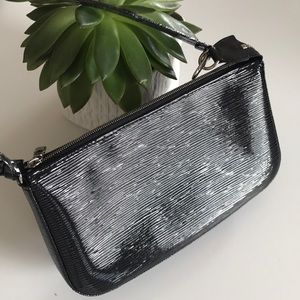 Louis Vuitton EPI Pouchette